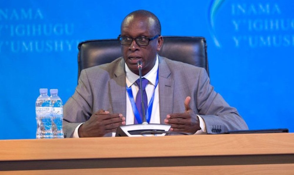 Minisitiri Bizimana Jean Damascène aherutse kuvuga Minisiteri y'Ubumwe bw'Abanyarwanda n'Inshingano mboneragihugu izajya ishyira imbaraga mu bijyanye n'ubushakashatsi kuri Jenoside yakorewe Abatutsi mu 1994