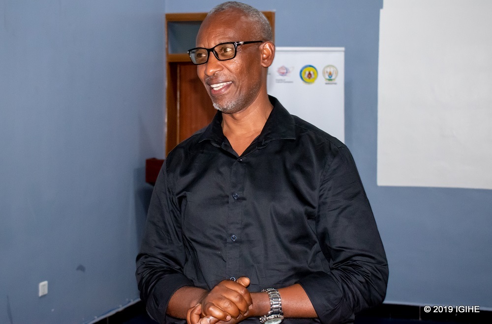 Jérôme Kajuga wari uhagarariye UNESCO yateye inkunga uyu mushinga