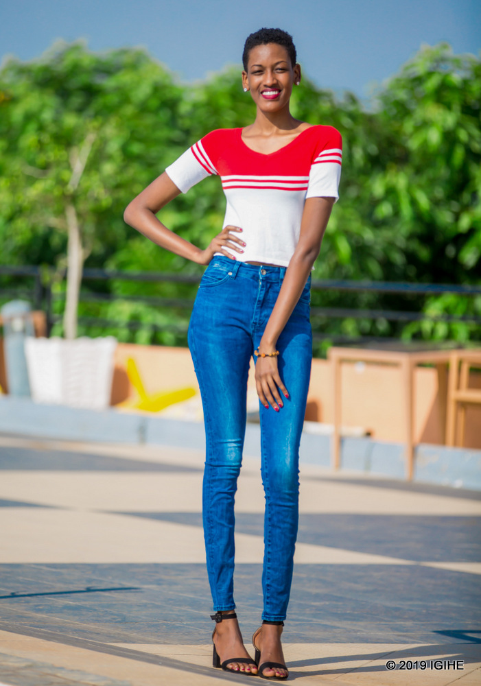 Niyonsaba Josiane No. 13