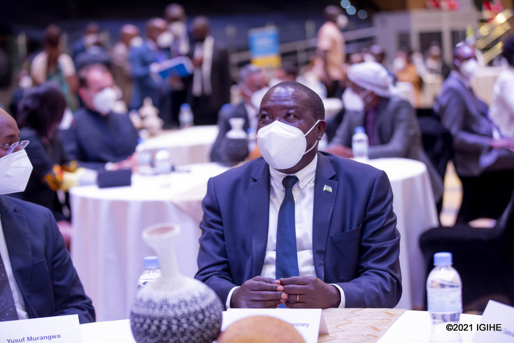 Minisitiri w’Ubutegetsi bw’Igihugu, Gatabazi Jean Marie Vianney, mu bayobozi bitabiriye uyu muhango