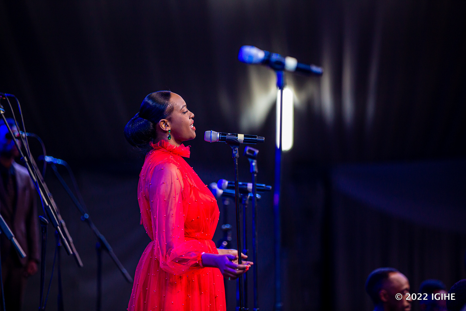 Simbi Ndizihiwe Yvette niwe winjije Chorale de Kigali aho baririmbira