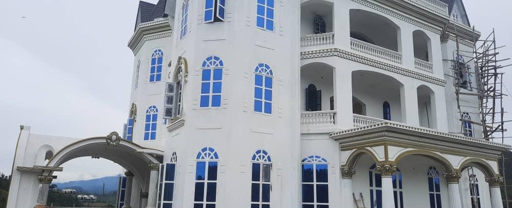 Imirimo yo kuyubaka yatwaye imyaka ibiri