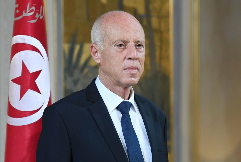 Perezida wa Tunisia, Kais Saied, yashinjwe kwica Itegeko Nshinga rya Tunisia nyuma yo kwirukana Minisitiri w'Intebe no kwambura Inteko Ishinga Amategeko ububasha bwayo