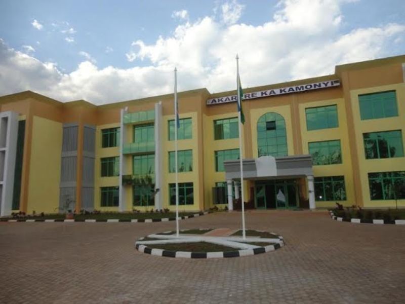 Akarere ka Kamonyi katangiye gukurikirana ikibazo cy'uyu muyobozi