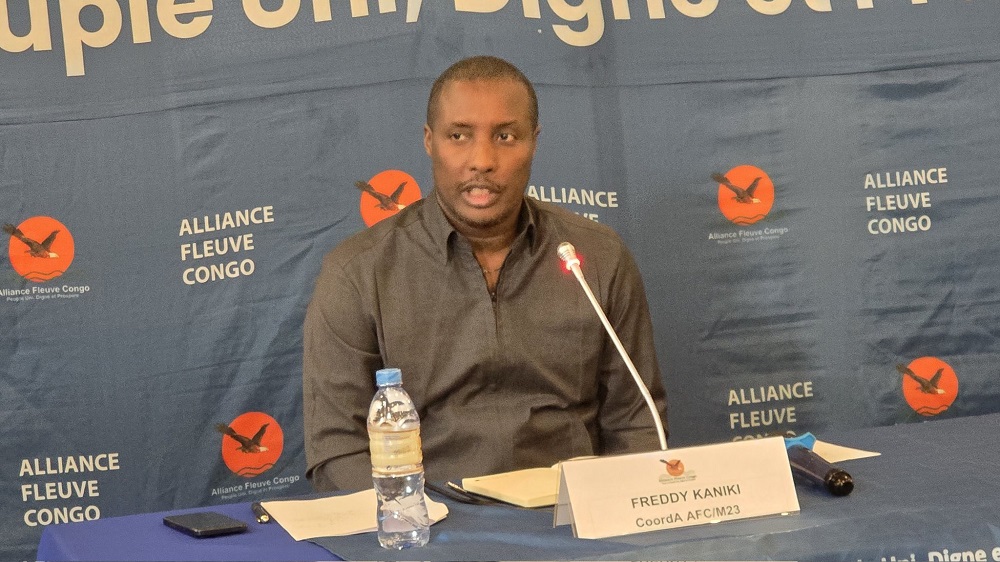 Perezida wa Twirwaneho, Freddy Kaniki, yatangaje ko ingabo ibihumbi zoherejwe mu misozi miremire ya Minembwe zishaka gutsemba Abanyamulenge bose