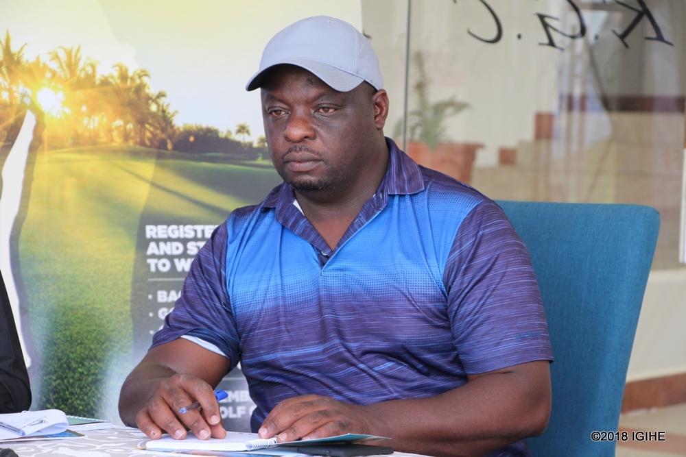 Kapiteni wa Kigali Golf Club, Kashaka Karegeya Devis asobanura ko abazitabira iri rushanwa bazahembwa ibikoresho bibafasha kuzamura impano zabo