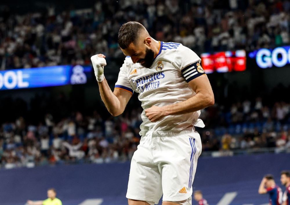 Karim Benzema anafite amahirwe yo gutwara umupira wa Zahabu