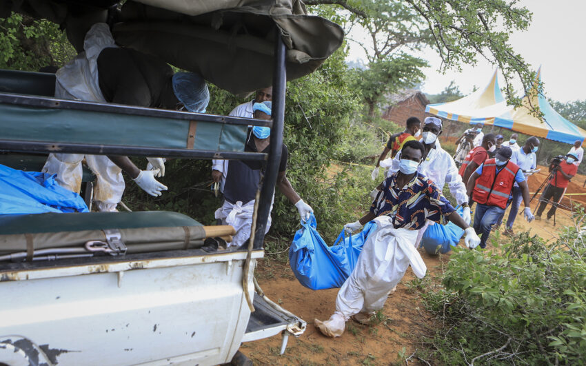 Imibiri isaga 200 niyo imaze kuboneka y'abakiristu bikekwa ko bishwe n'inzara bari mu masengesho yo kwiyiriza