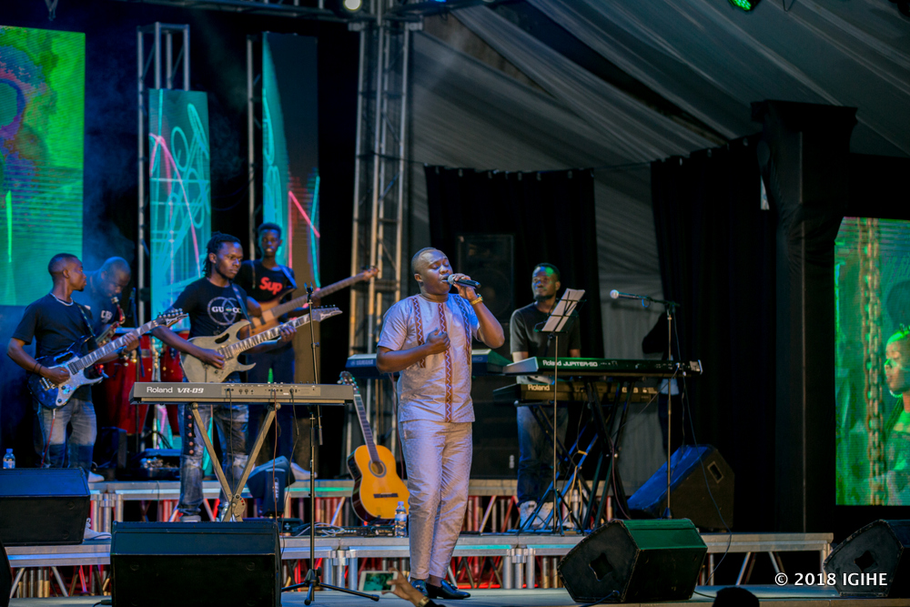 King James yatumiwe muri iki gitaramo gikomeye