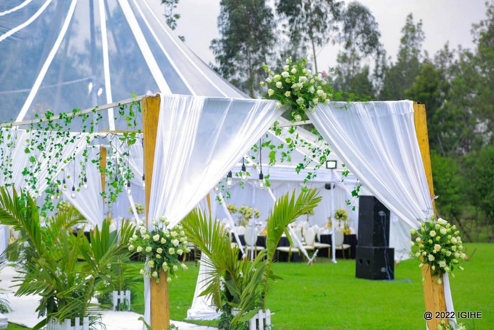 Abifuza gukora ubukwe nabo bashyiriweho ubusitani bwiza