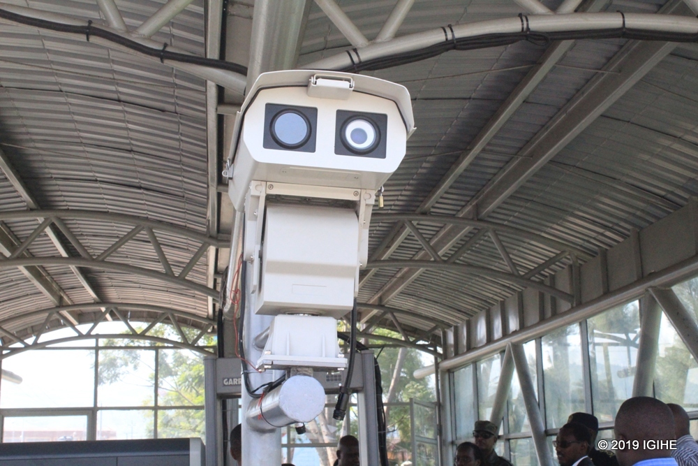 Ku mupaka muto hashyizwe Camera zipima Ebola