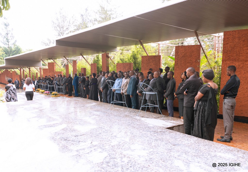 Abayobozi muri ADEPR bunamiye abarenga ibihumbi 250 baruhukiye mu Rwibutso rwa Jenoside rwa Kigali