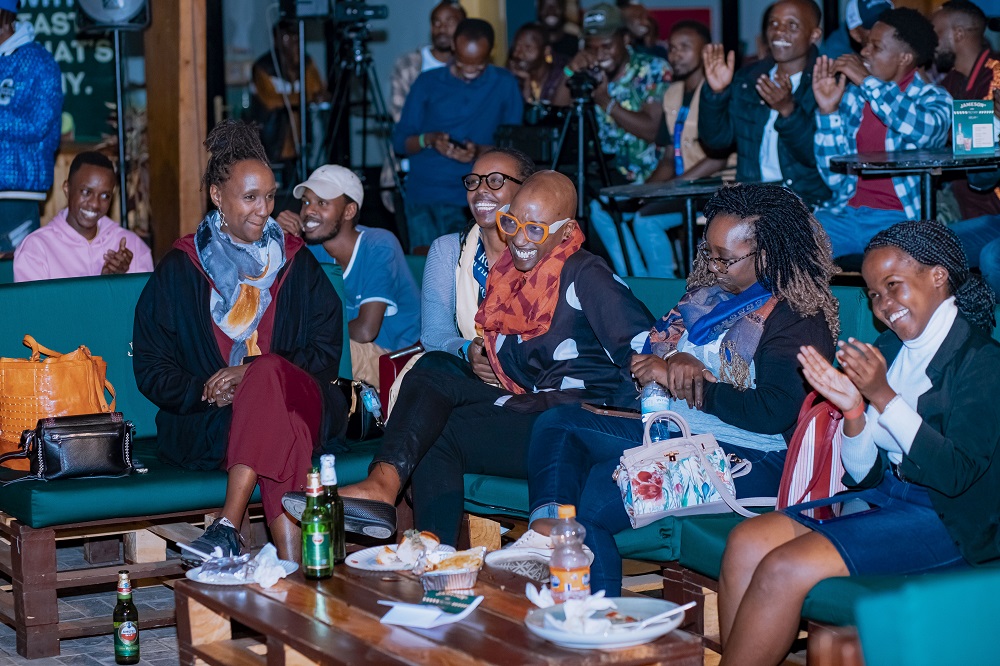 Iyo wageze mu bitaramo by'urwenya ntushobora gutaha udasetse
