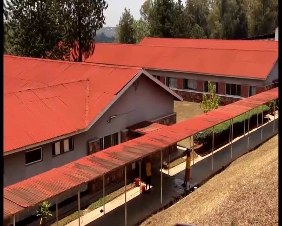 Kuba nta banyeshuri bakiba muri Kaminuza y'u Rwanda, ishami rya Huye ni bimwe mu biyisubiza inyuma