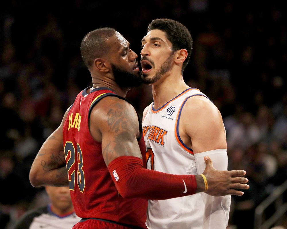 Enes Kanter yateranye amagambo na LeBron James abantu baritambika