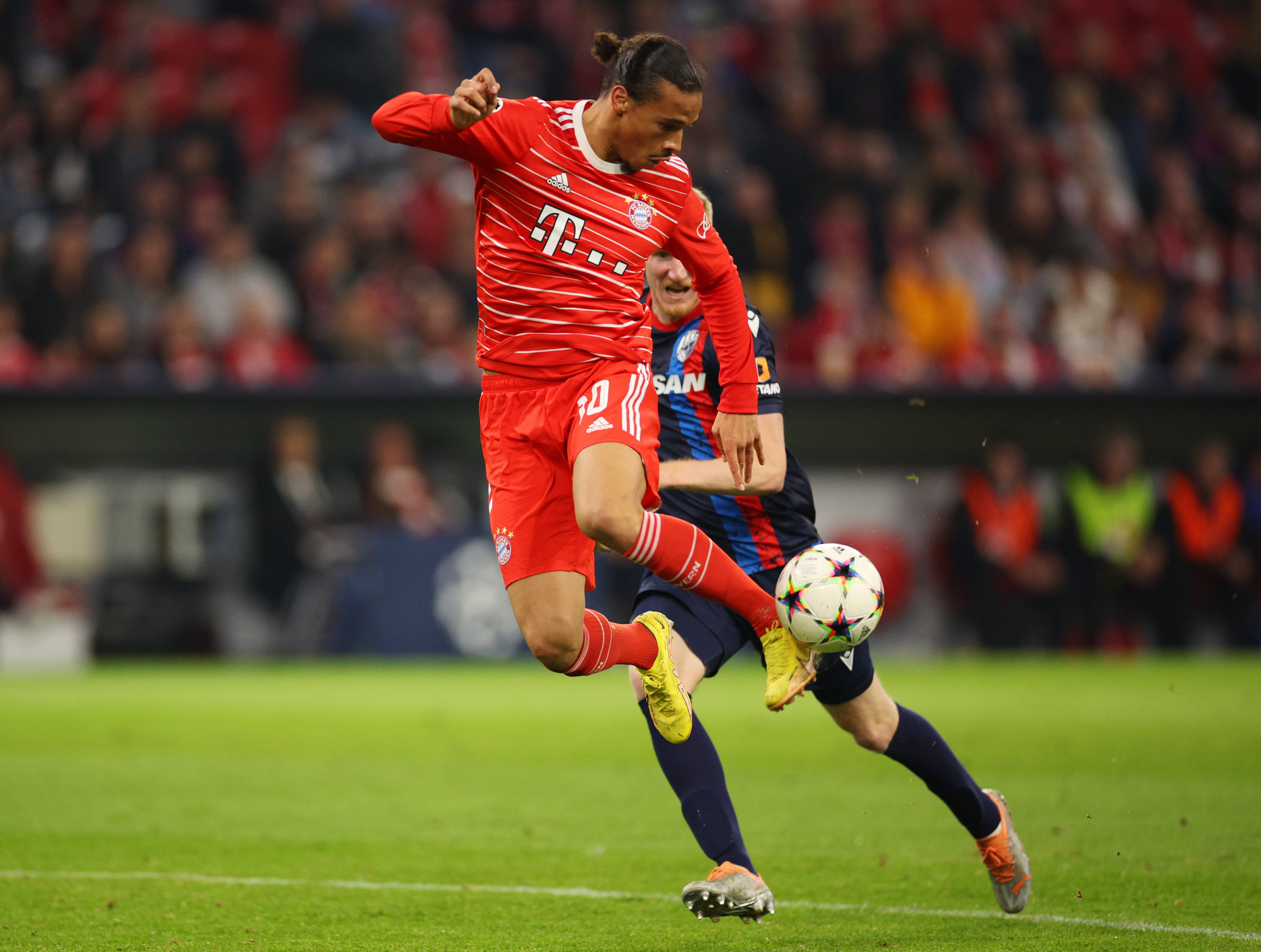 Leroy Aziz Sané yafashije Bayern Munich gutsinda ibitego bibiri muri bitanu yatsinze FC Viktoria Plzeň