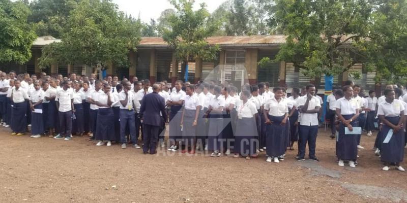 Abanyeshuri birukanywe nta kindi kigo cyo muri Congo gifite uburenganzira bwo kubakira