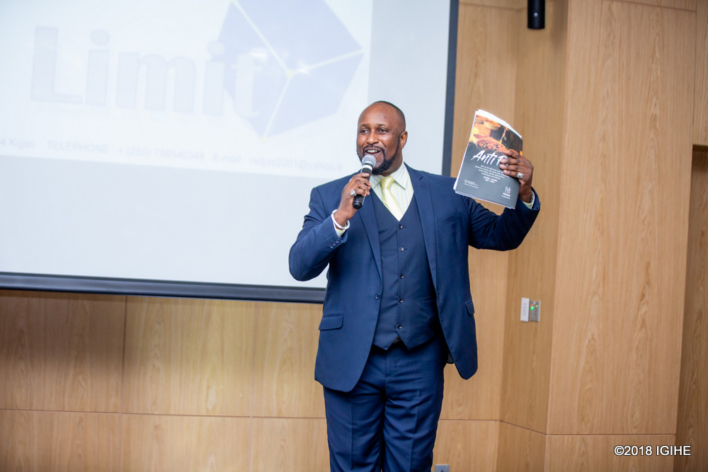 Lion Imanzi niwe wayoboye ibi birori