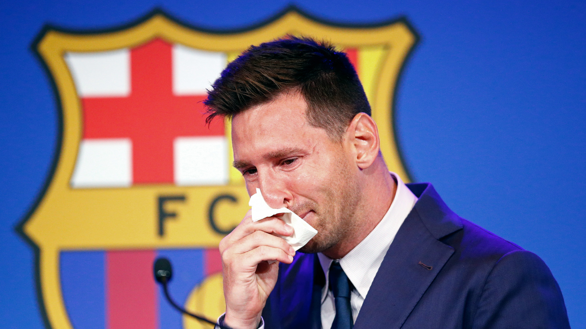 Inkuru yo gutandukana kwa Messi na FC Barcelone yasize amarira menshi kuri uyu rutahizamu ukomoka muri Argentine