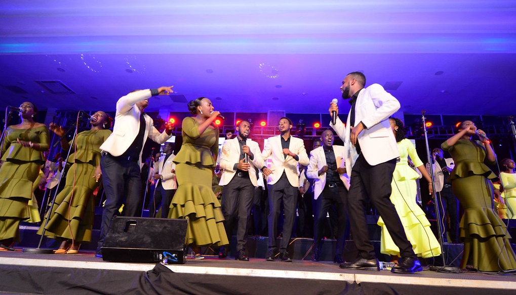 Alarm Ministries yakunzwe cyane mu ndirimbo zitandukanye zirimo "Hariho impamvu'', "Turakomeye" n'izindi