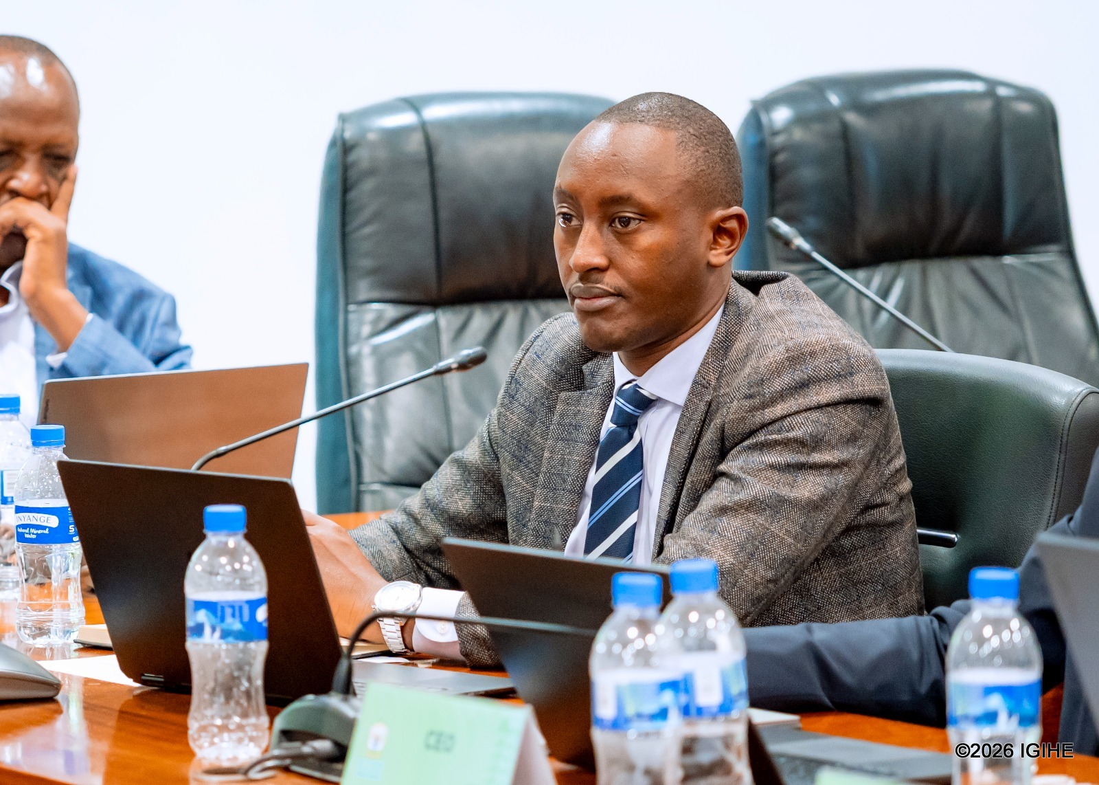 Umuyobozi Mukuru wa WASAC Utilities, Mwiseneza Maxime Marius yavuze ko inganda 10 zishaje ku buryo zidatanga amazi ku buryo bwuzuye