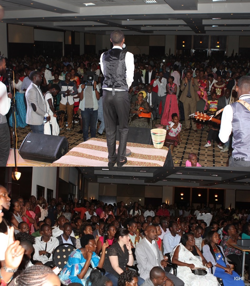 Mbonyi ubwo yamurikaga album ya mbere yise 'Uri Number One'