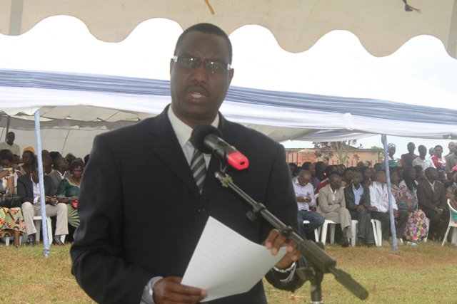 I Ruhanga muri Gasabo niho Misitiri Mitali yavugiye ati "ntabwo Kizito akwiye gukomeza kuba umusitari mu ndirimbo, mu buhanzi bwe, ariko ntabe umusitari kubera ko yafashwe. Nimumufate nk’umugizi wa nabi nk’abandi bose"