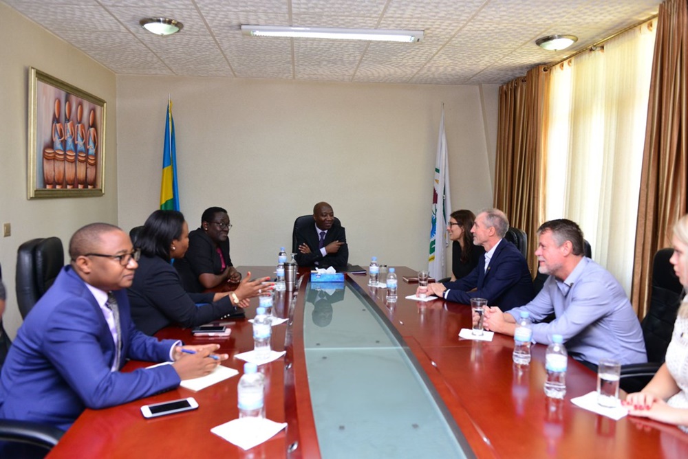 Minisitiri w'Intebe, Dr Edouard Ngirente yaganiriye n'itsinda ry'abayobozi ba IKEA