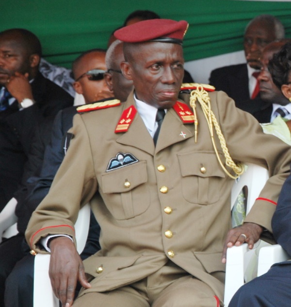 Gen.Pontien Gaciyubwenge wari Minisitiri w’ingabo