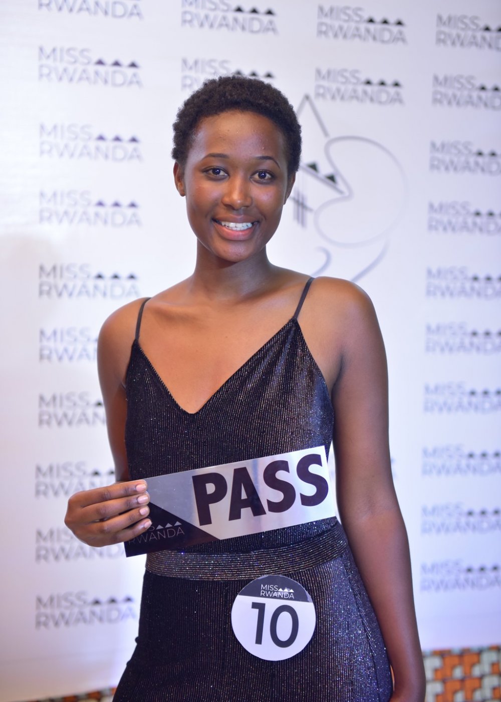 Umutoniwase Nadia wiga Itangazamakuru n’Itumanaho muri Kaminuza y’u Rwanda, Ishami rya Huye
