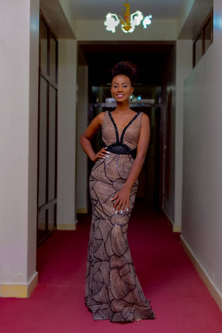 Lea Mutesi ni murumuna wa Uwizeye Gentille witabiriye Miss East Africa Belgium 2011