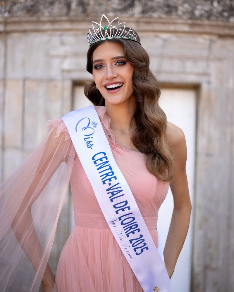 Miss Centre-Val-de-Loire ni Anna Valero afite imyaka 19