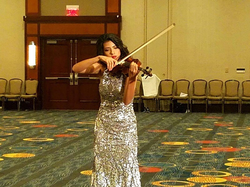 Nyampinag wa Chile yerekanye ubuhanga mu gucuranga violin