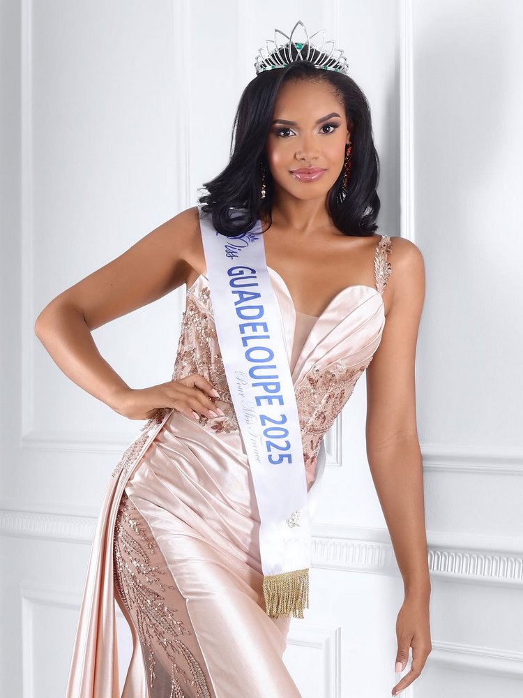 Miss Guadeloupe ni Naomi Torrent w'imyaka 30