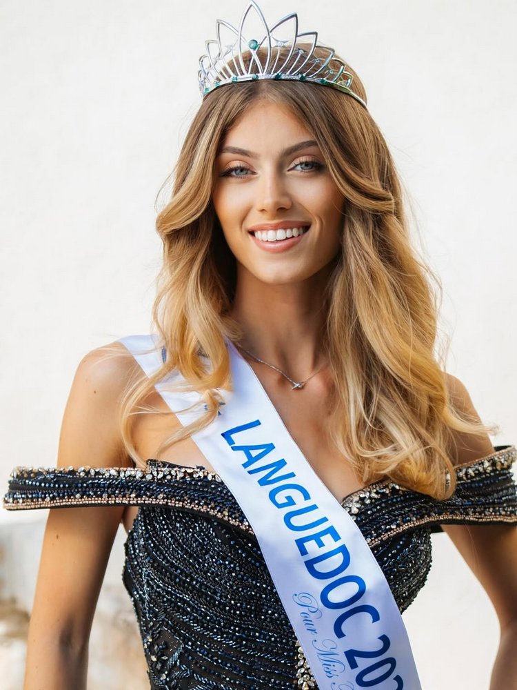 Miss Languedoc ni Lou Lambert w'imyaka 19