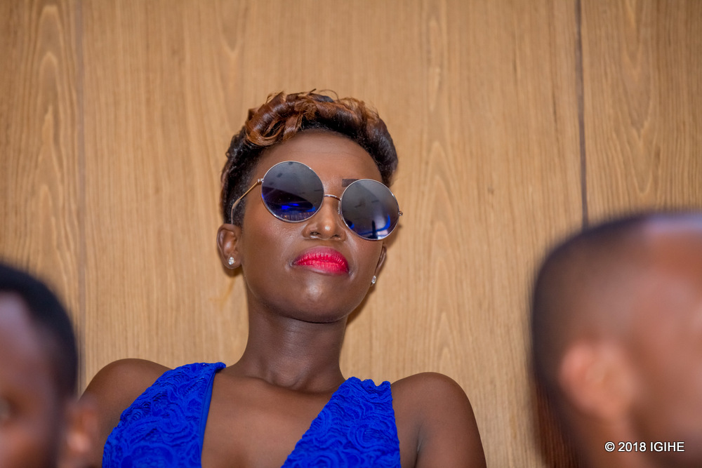 Niyonizera Judithe umugore wa Safi ubu yaje mu Rwanda gusura umugabo we