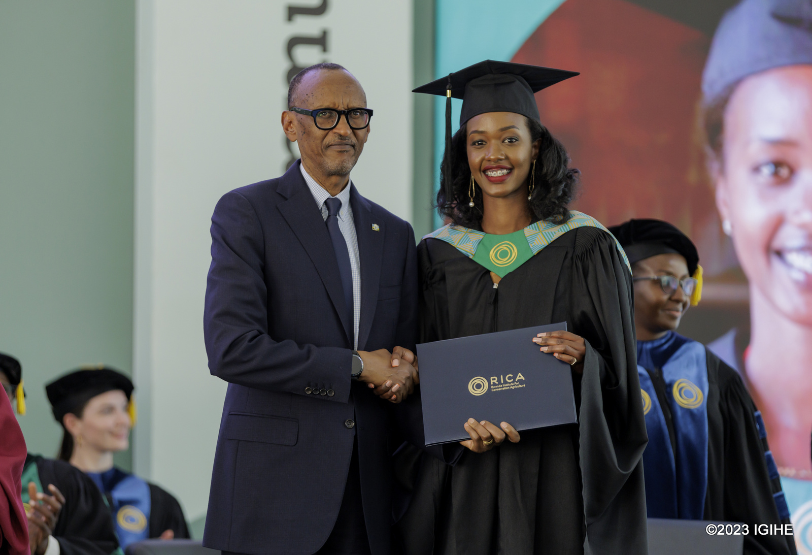 Perezida Kagame yavuze ko ikibazo umugane wa Afurika uhura nacyo akenshi atari ukubura abantu bafite ubumenyi buhagije cyangwa se umutungo kamere wo kubyaza umusaruro