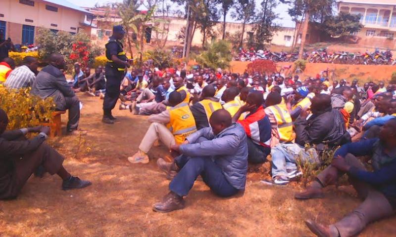 Abamotari basabwe kutitinya mu gutanga amakuru y'ahakekwa ibyaha