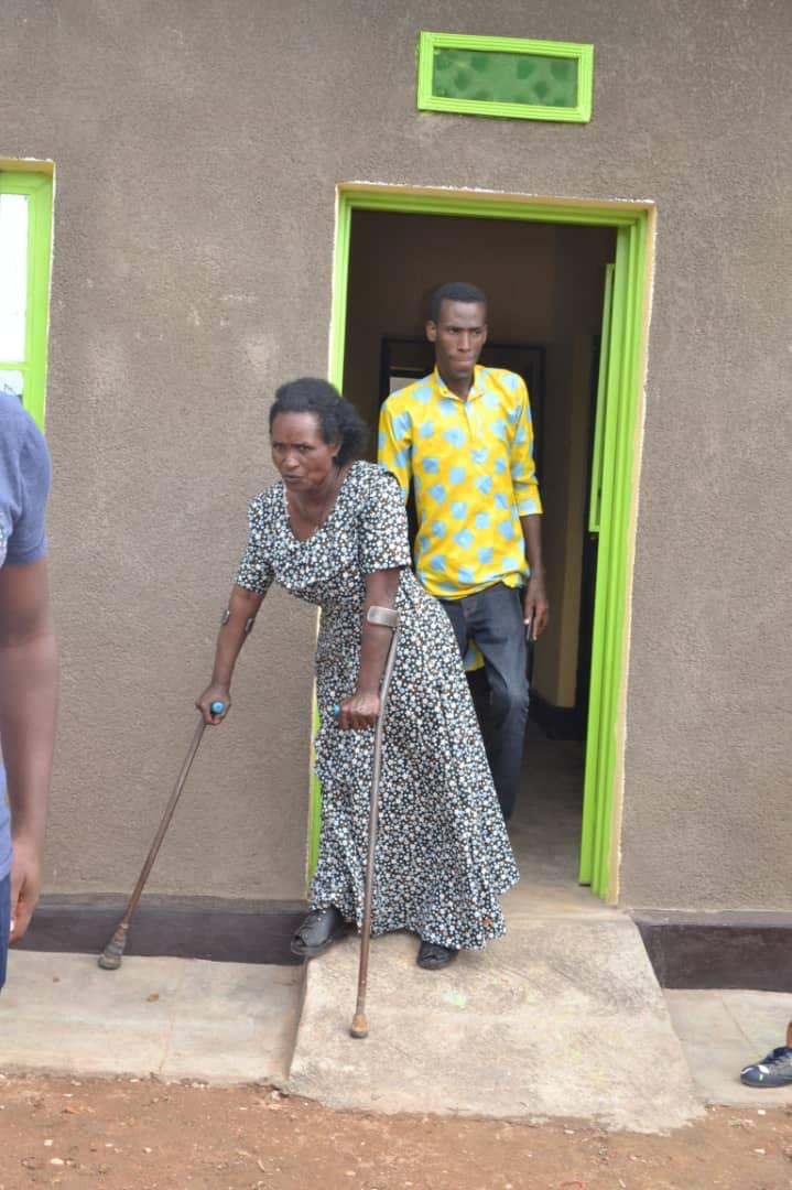 Mukamusoni amaze igihe afite ubumuga bw'ingingo