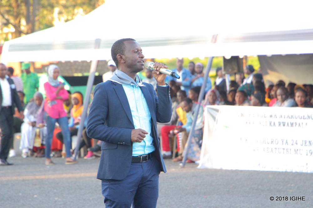 Munyanshoza yaririmbye indirimbo zikubiyemo ubutumwa bwo Kwibuka Jenoside yakorewe Abatutsi