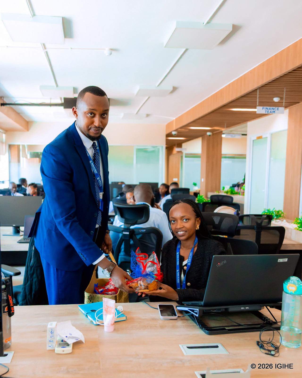 Muri Banki ya Kigali ubwuzuzanye hagati y'ab'igitsina gore n'ab'igitsina gabo bwitabwaho
