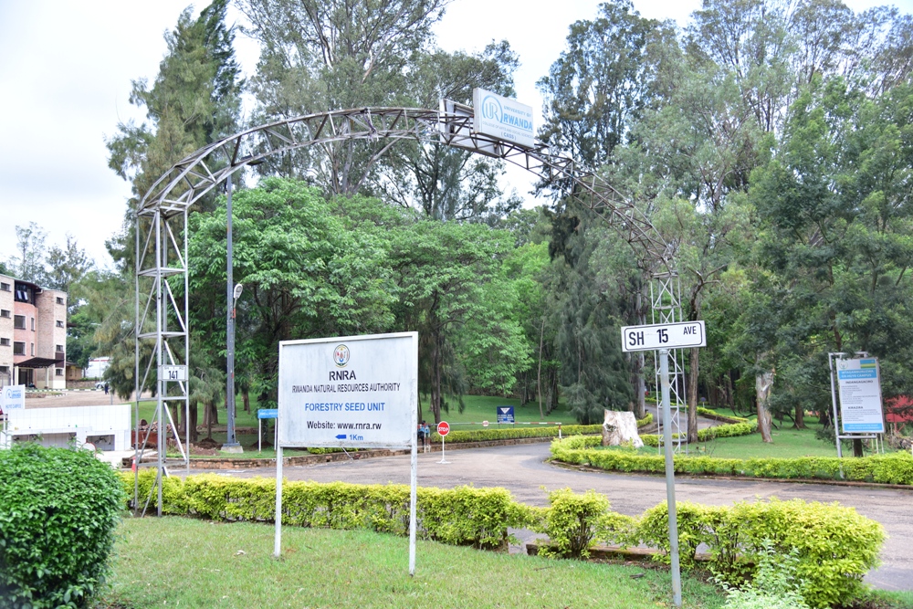 Muri UR-Huye hamaze kugera abanyeshuri benshi biteguye gutangira amasomo