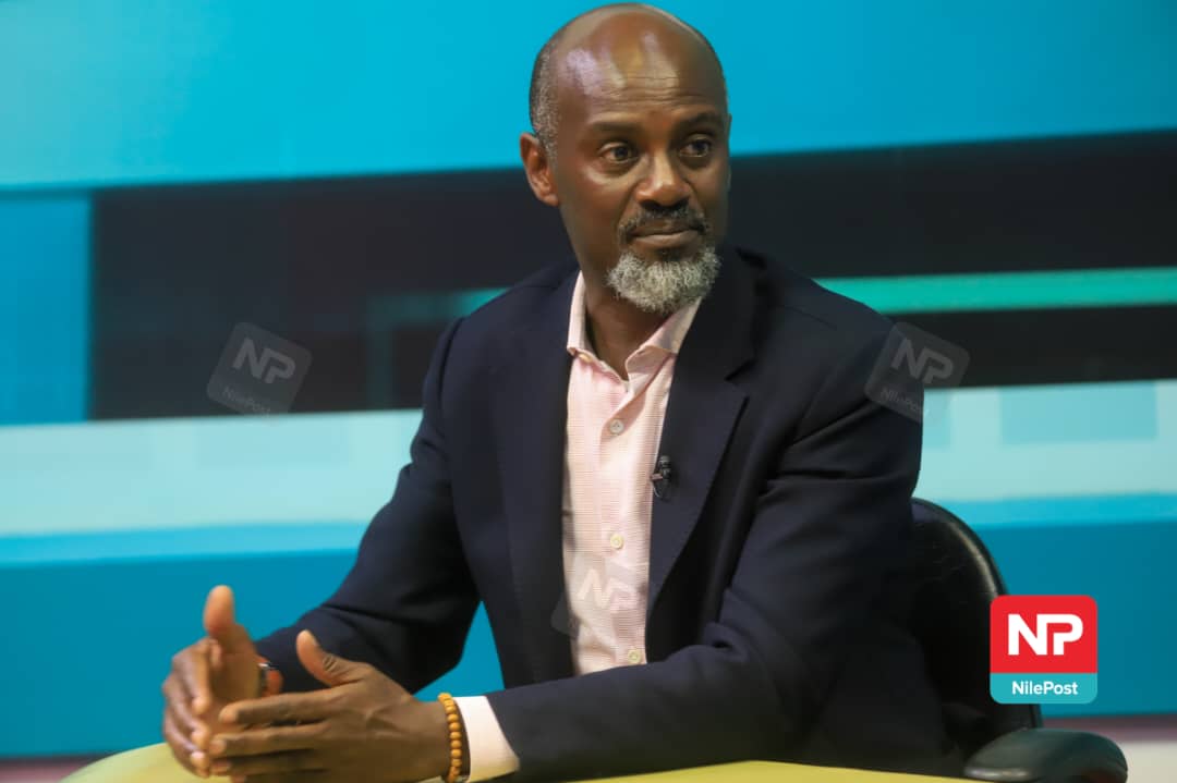 Andrew Mwenda yanenze abakomeje gupfobya Jenoside yakorewe Abatutsi