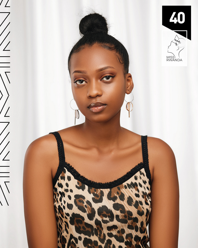 Mwiza Amelia afite nimero 40