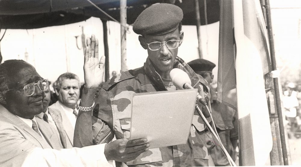 Tariki ya 19 Nyakanga 1994, nibwo Paul Kagame yarahiriye inshingano zo kuba Visi Perezida