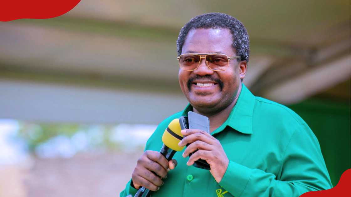 Dr. Emmanuel John Nchimbi wari Visi Perezida wa Tanzania yeguye