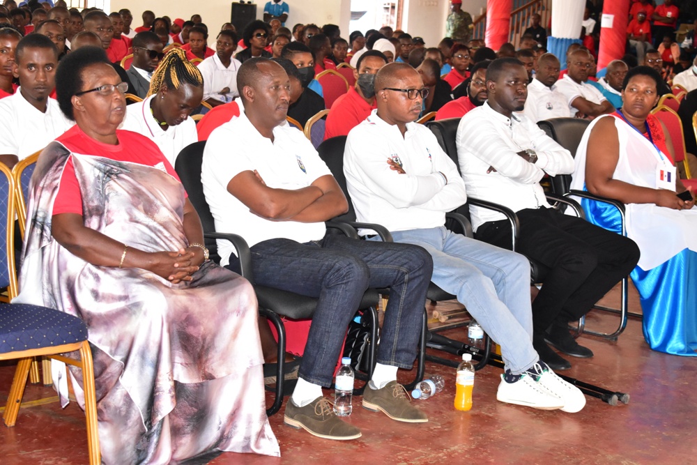 Ni ibiganiro byitabiriwe n'ababyeyi bari baherekeje abana babo