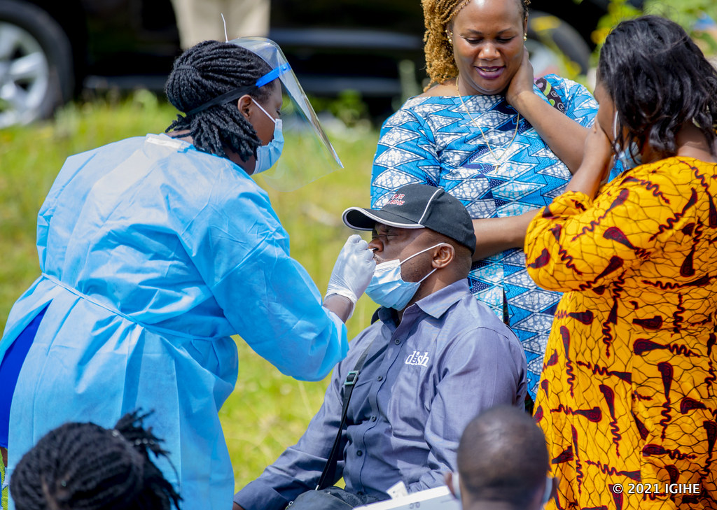 Abageze mu Rwanda babanzaga gupimwa Covid-19