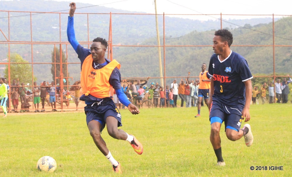 Mu myitozo aba ari urugamba rwo guhatanira kubanza mu kibuga