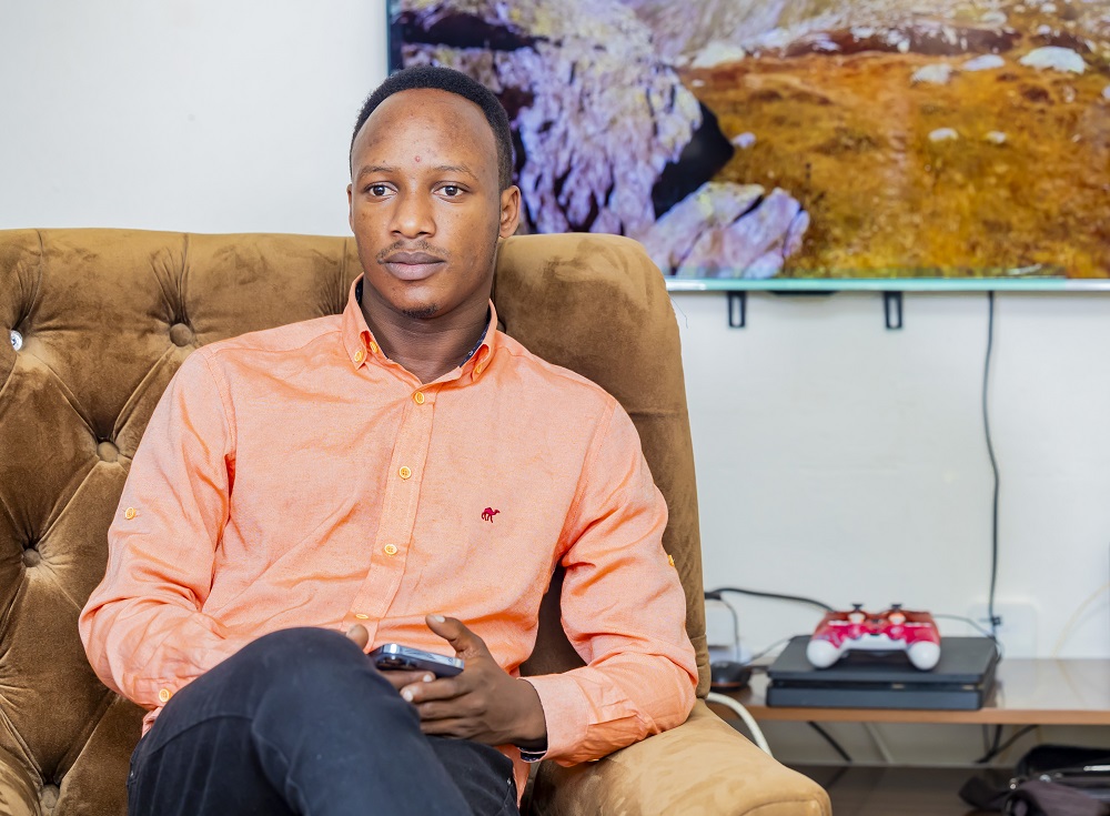 Niyonsenga Gerard ni we washinze Rwanda Updates